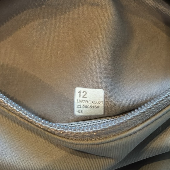 LULULEMON SPEED UP HR SHORTS 2.5” in RIVERSTONE (RVSN) SZ 12 NWT - Picture 6 of 6